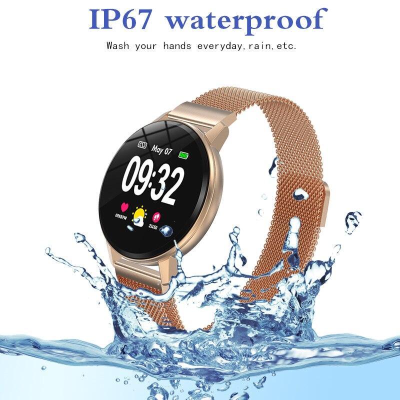 Stevvex smart bracelet watch for women and men, waterproof fitness tracker with modern luxury design and digital display.