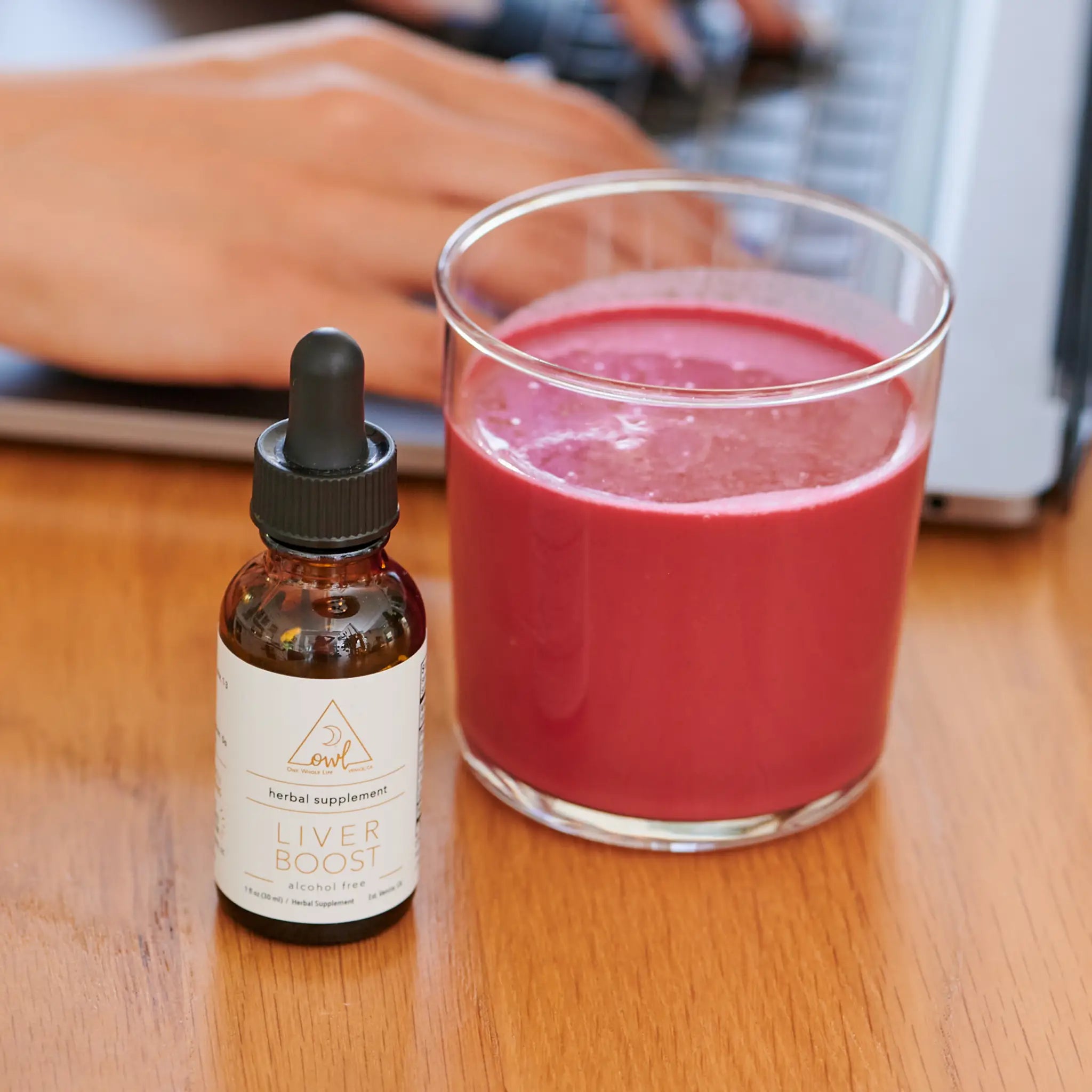 OWL Venice 1-Week Liver Boost Reset cleanse package with herbal capsules and instructions for liver detoxification.