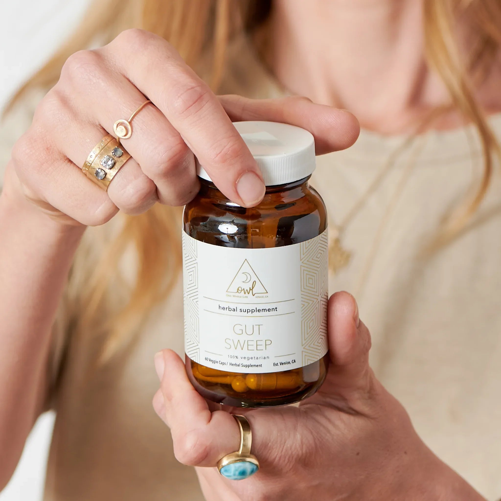 OWL Venice Gut Sweep herbal digestive wellness capsules featuring aloe vera, marshmallow root, and slippery elm in supplement form