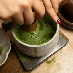 Isshiki Matcha Yabukita single cultivar premium matcha powder in a package