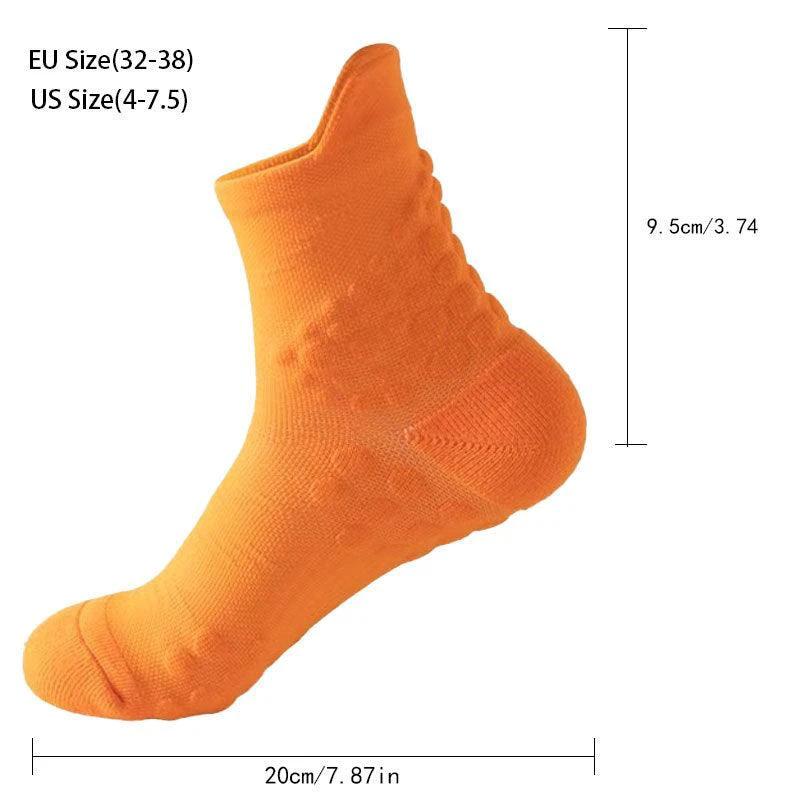 Mandotos TrailBliss women's crew socks, 6 pairs, cushioned, breathable, anti-odor, ideal for hiking, running, fitness, and cycling.