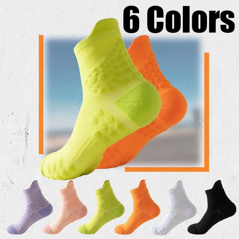 Mandotos TrailBliss women's crew socks in a pack of six, cushioned, breathable, anti-odor, ideal for hiking, running, and fitness.