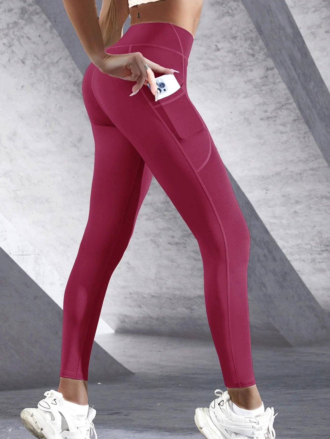 Mandotos high waist women's stretch yoga leggings with pockets, push-up design, suitable for fitness, running, and sports.