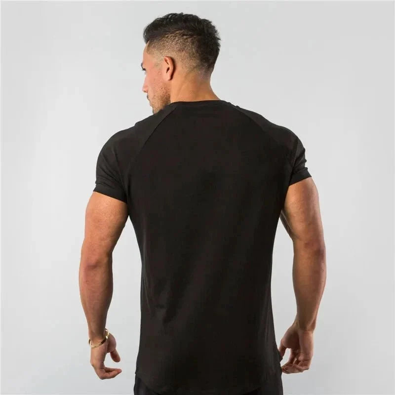 Mandotos men's casual short sleeve T-shirt with slim fit, suitable for gym, bodybuilding, and streetwear, in a summer style.