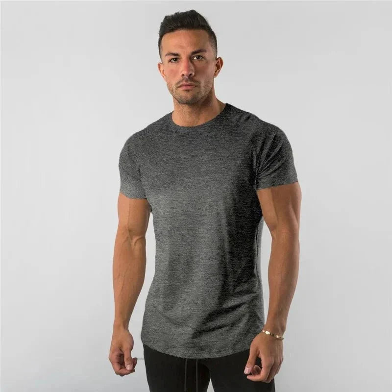 Mandotos men's casual short-sleeve T-shirt with slim fit, muscle fit design, ideal for gym, bodybuilding, and streetwear style.