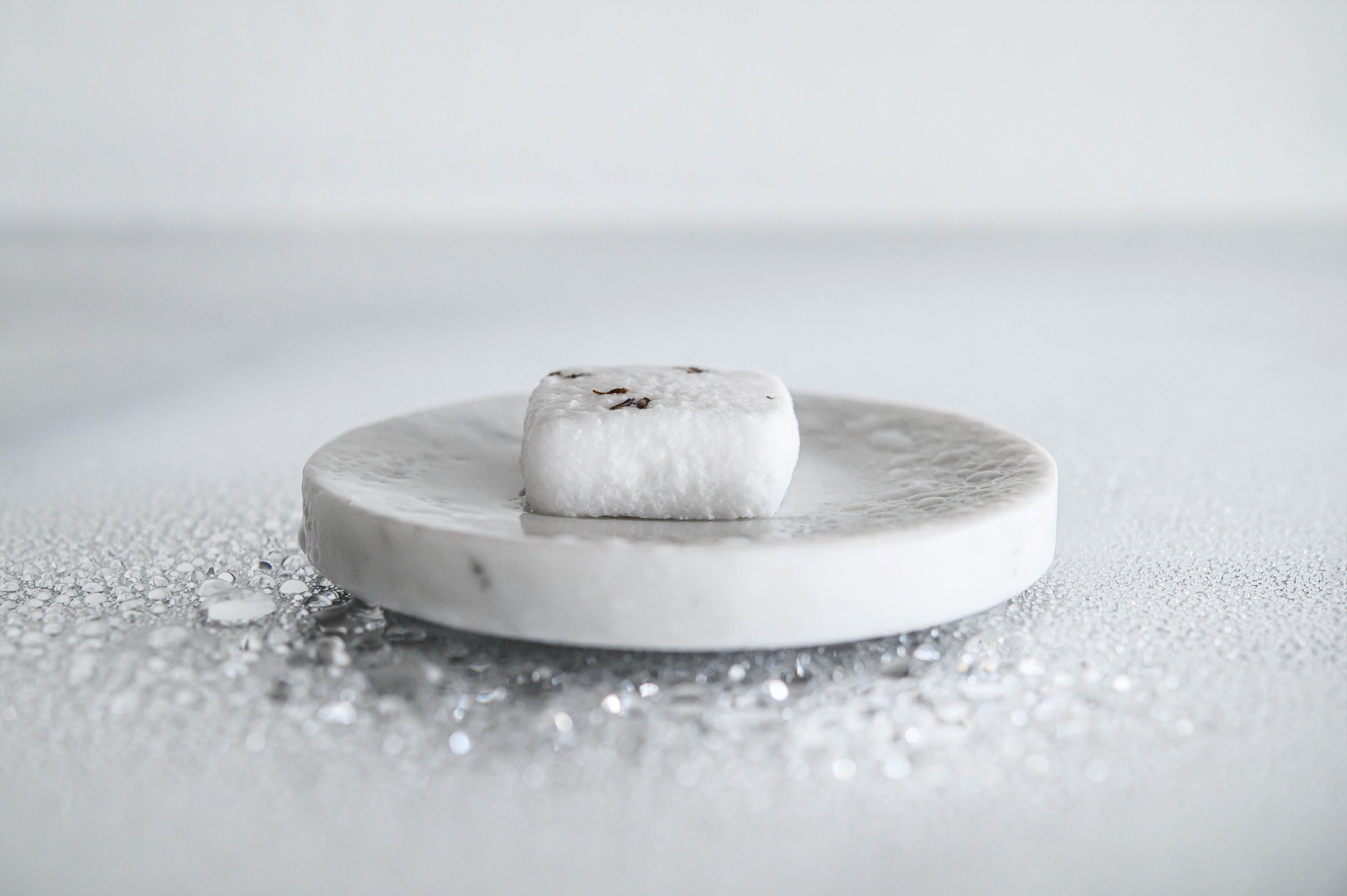 MoonFarma aromatherapy shower steamers with menthol for cold and flu relief, designed for soothing steam during showers.