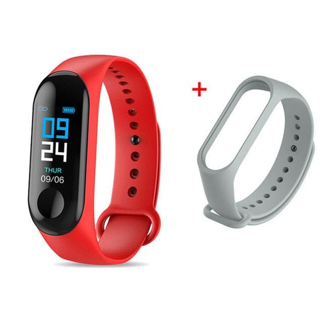 Stevvex Smart Kids smartwatch for boys and girls, fitness activity tracker with sport modes, sleep tracking, and waterproof design.