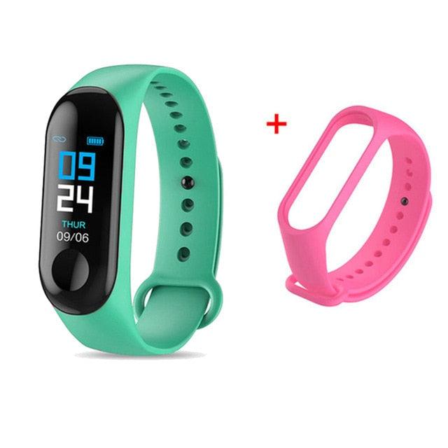 Stevvex Smart Kids smartwatch for boys and girls, waterproof fitness tracker with sport modes, sleep monitoring, and heart rate sensor.